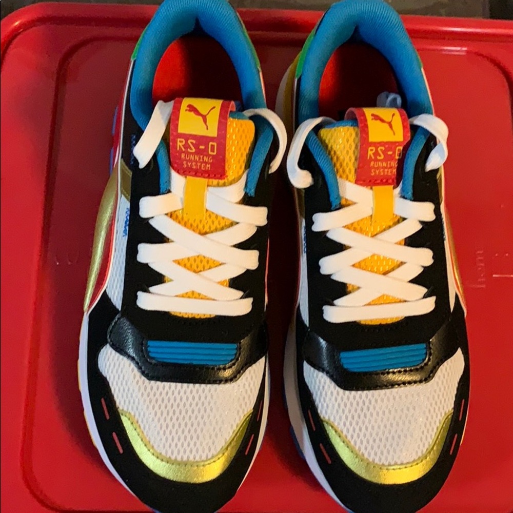 Boys sneakers